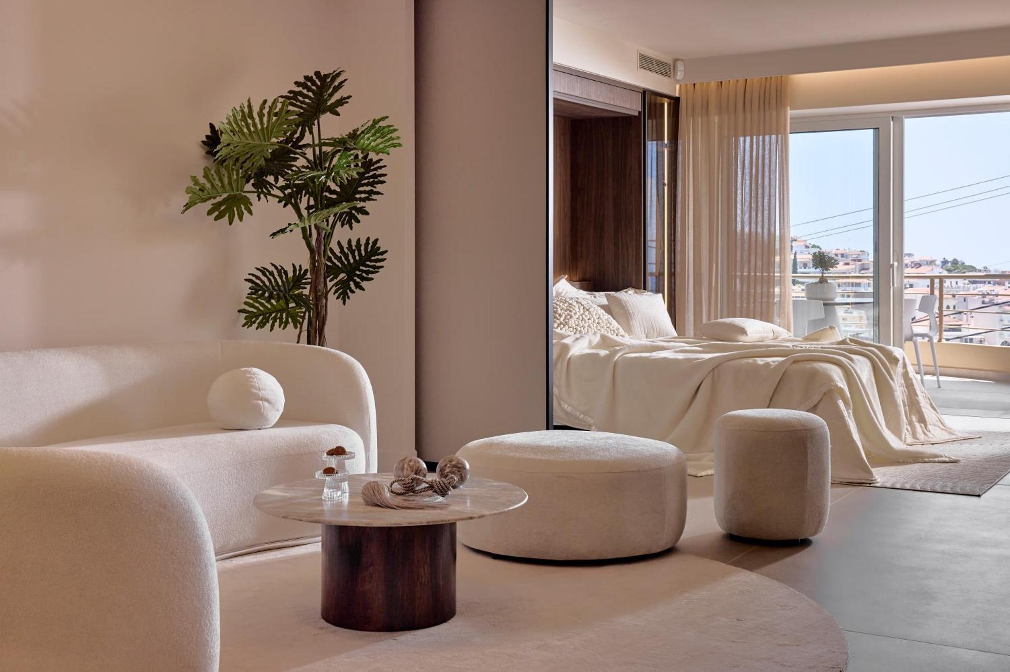 Elaia Luxury Residences *