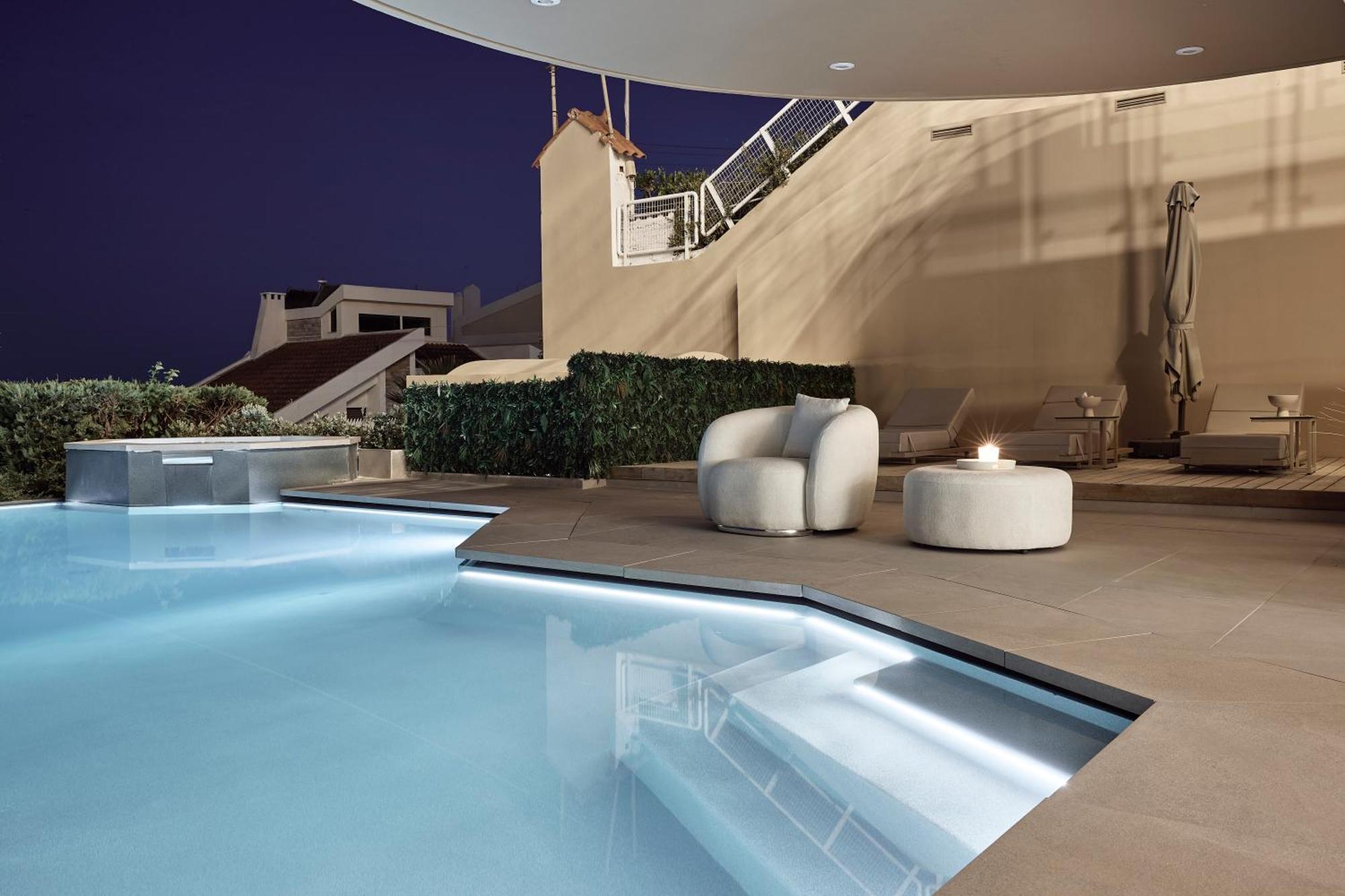 Elaia Luxury Residences *